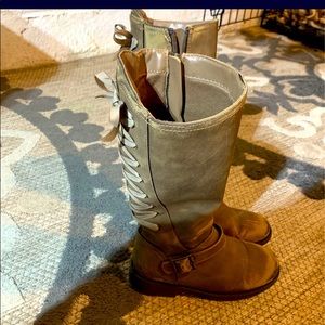 Little girl winter boots